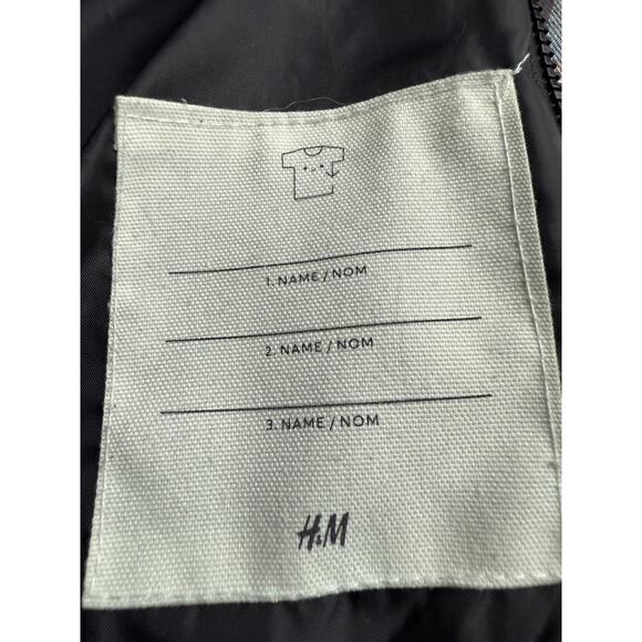 H&M Sonic the Hedgehog Kids Puffer Vest Black Gotta Go Fast Size 9-10 Years - Picture 5 of 8